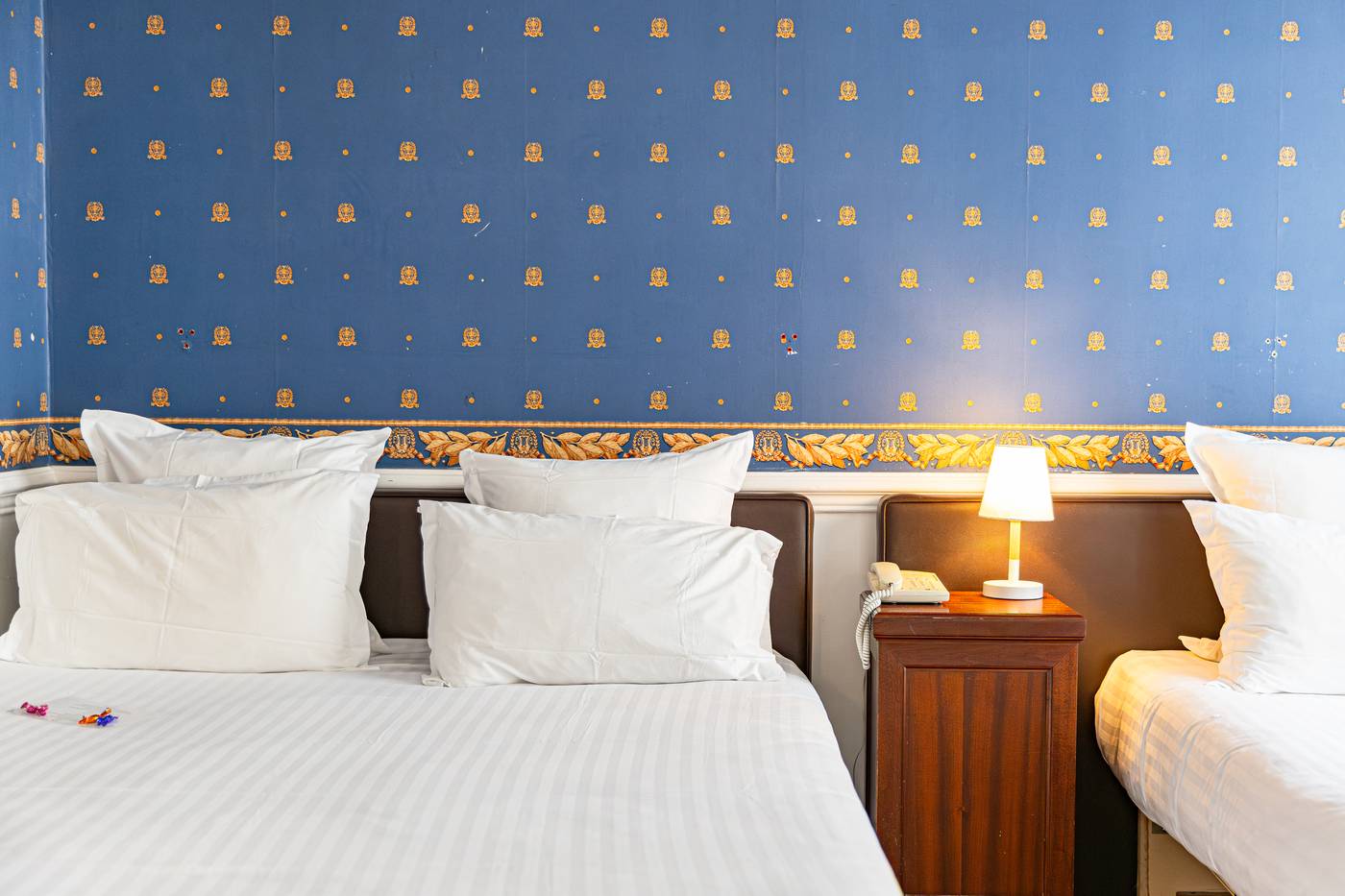 Hotel-Claude-Bernard-Saint-Germain-Room-17
