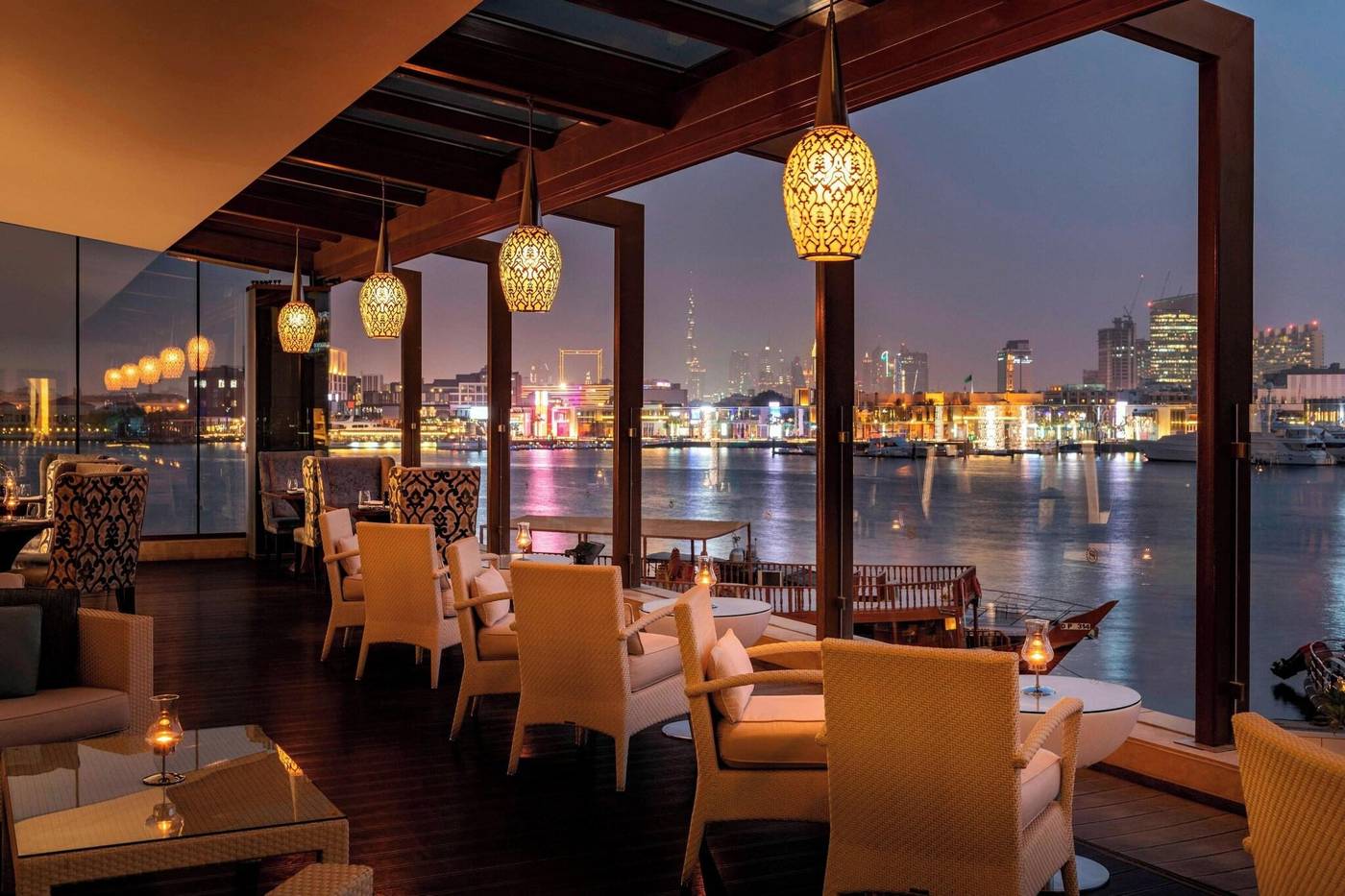 Sheraton-Dubai-Creek-Hotel-and-Towers-Restaurant-49