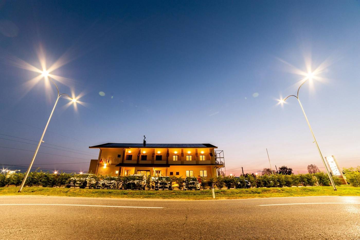 Hotel Terre Dei Salici - Italy - CARAMAGNA PIEMONTE - General view - 9