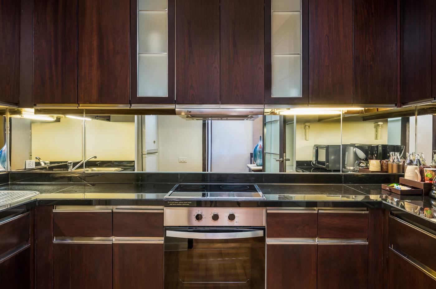 Emporium-Suites-by-Chatrium-Room-14