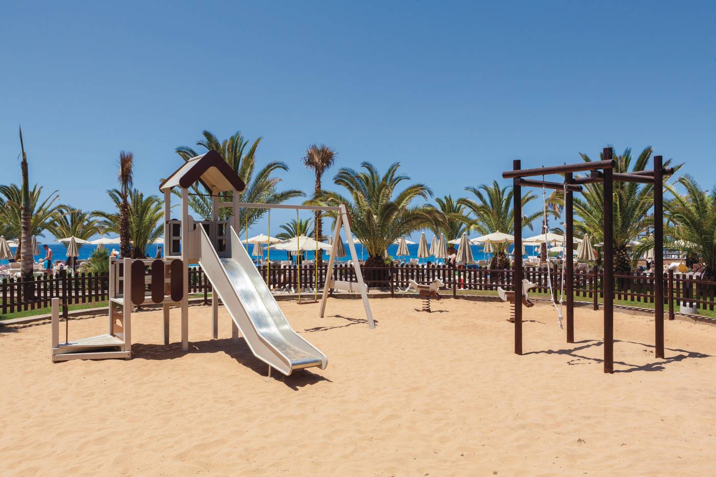 Riu-Palace-Tenerife-Sports-and-Entertainment-26