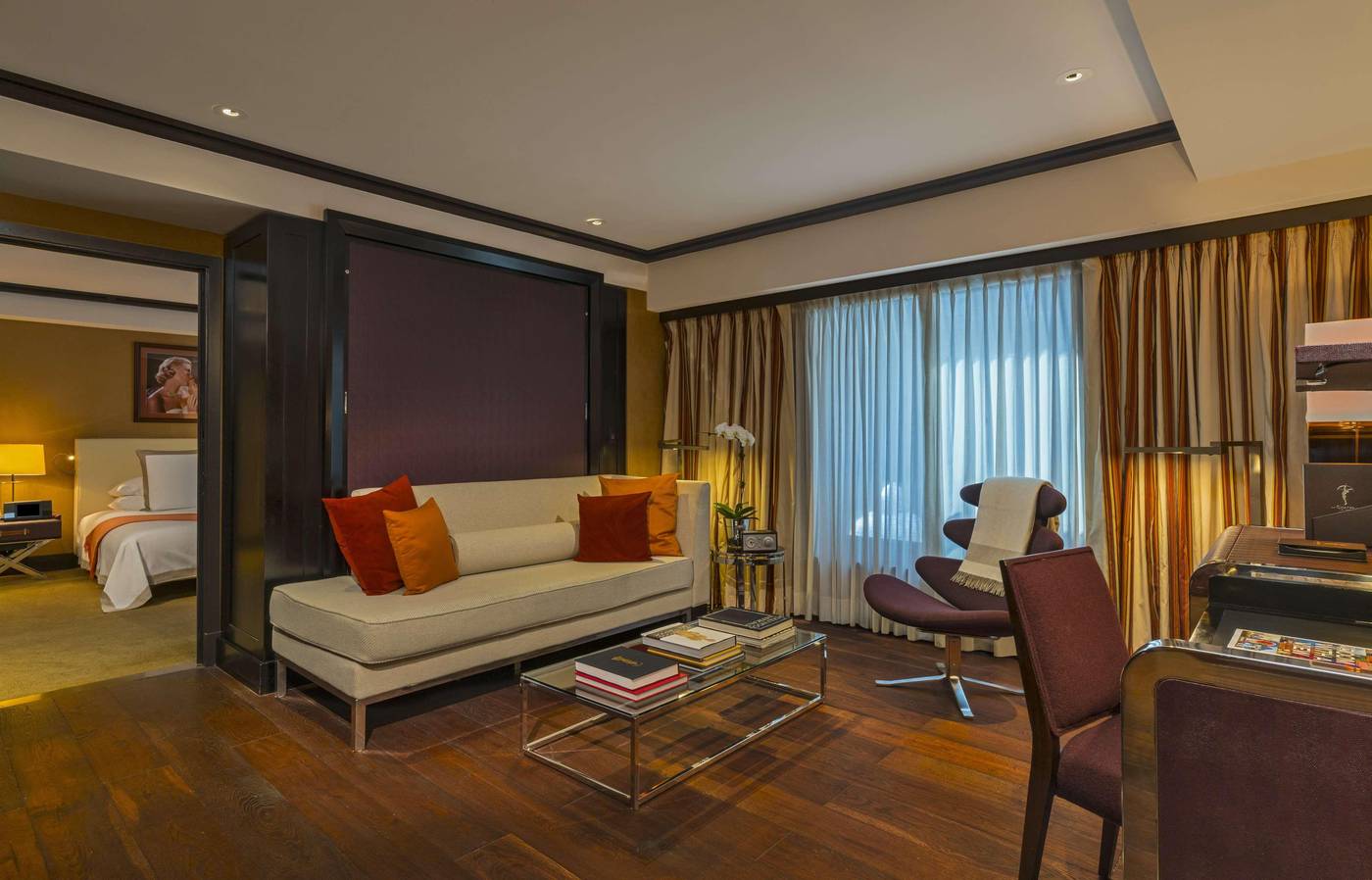 The-Chatwal-in-the-unbound-Collection-Room-28