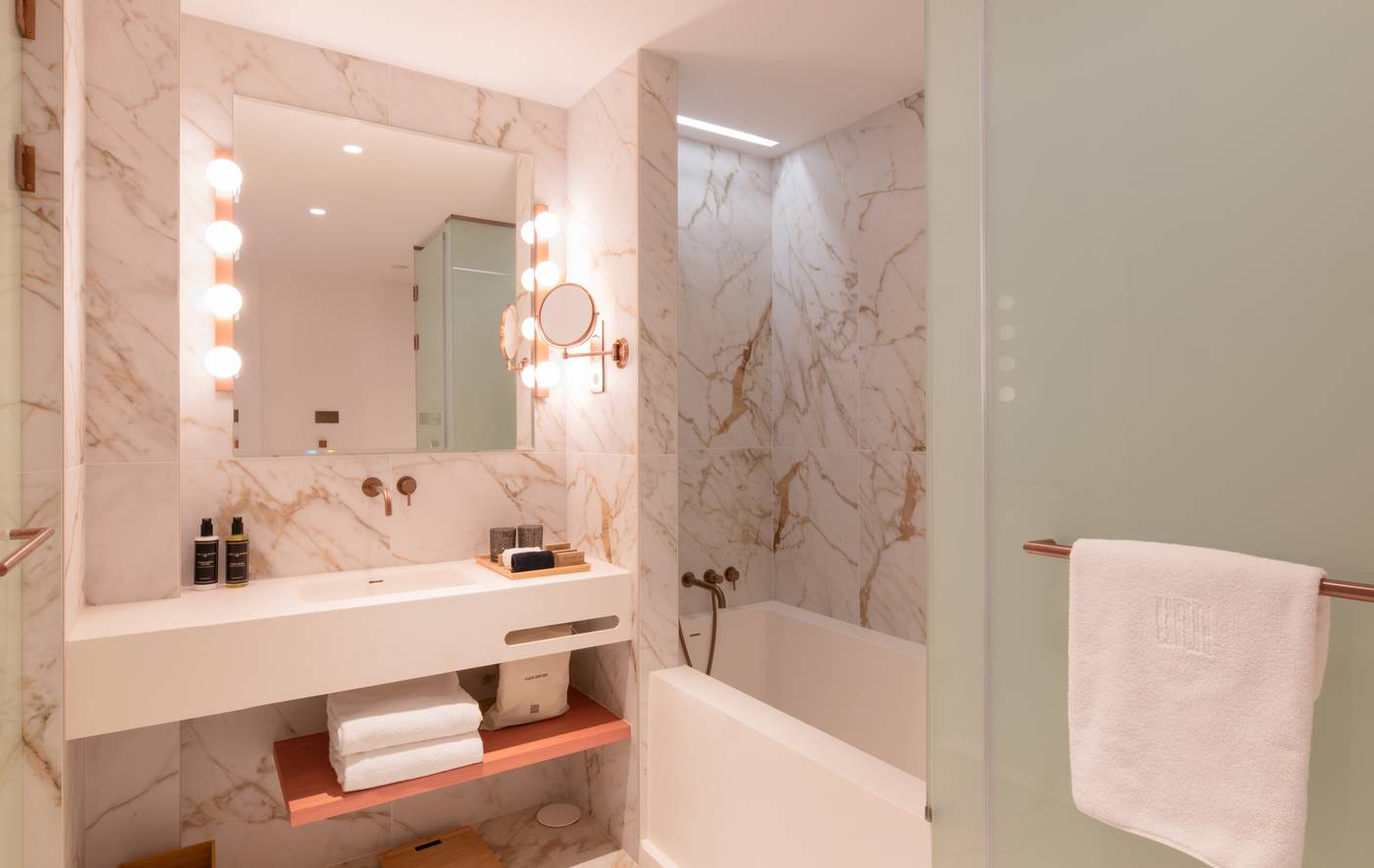 UMusic-Hotel-Madrid-Room-22