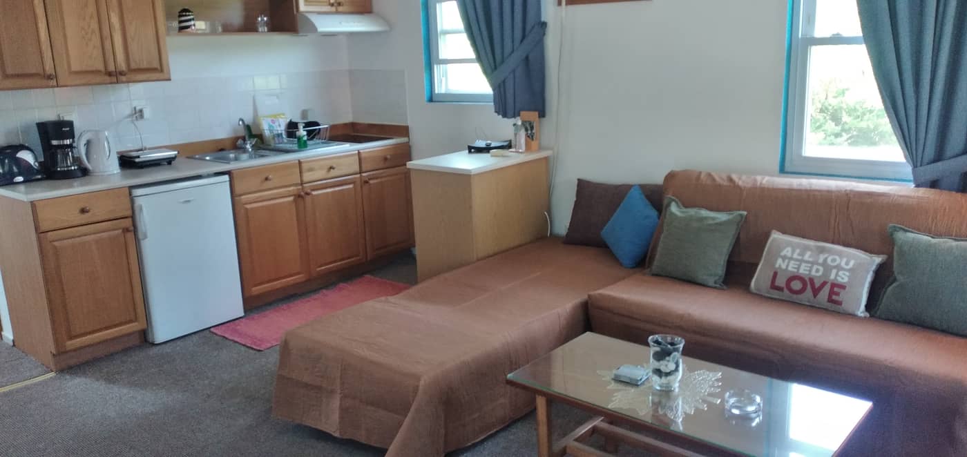 Zest---Xi-Beach-Room-48