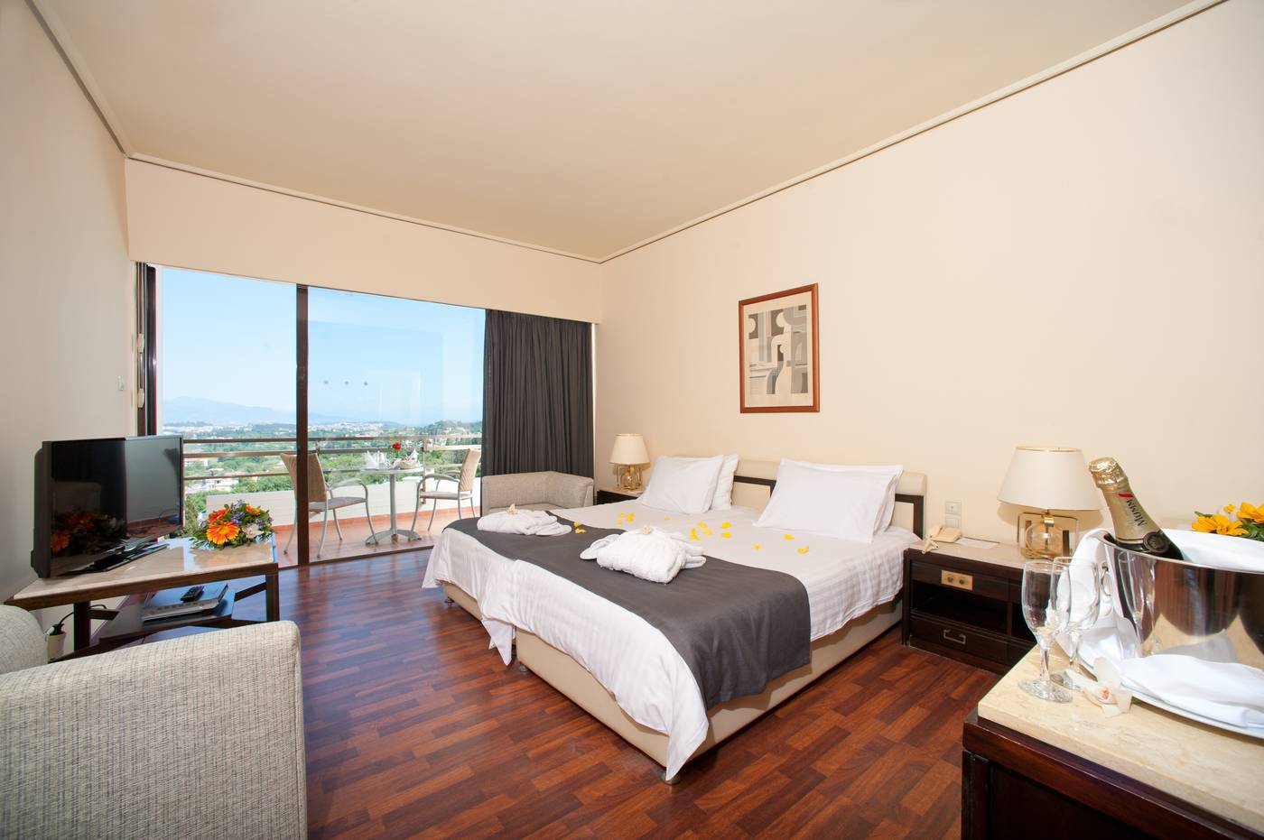 Corfu-Holiday-Palace-Room-32