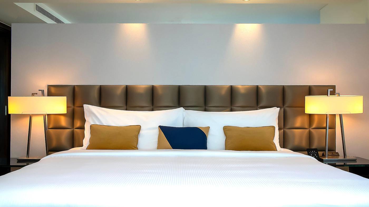 Bonnington-Jumeirah-Lakes-Towers-Room-30