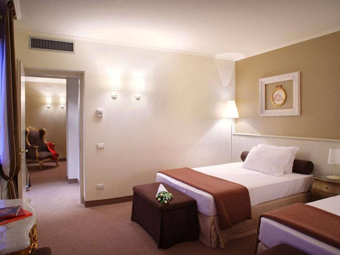 Best-Western-Hotel-Canon-d-Oro-Room-45