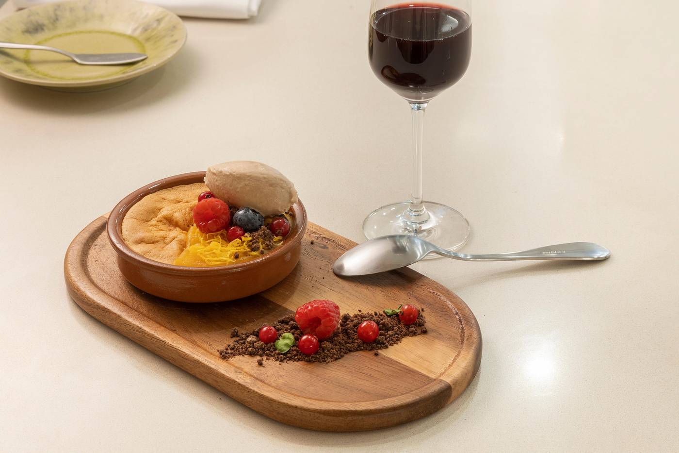 Crowne-Plaza-Caparica-Lisbon-Restaurant-50