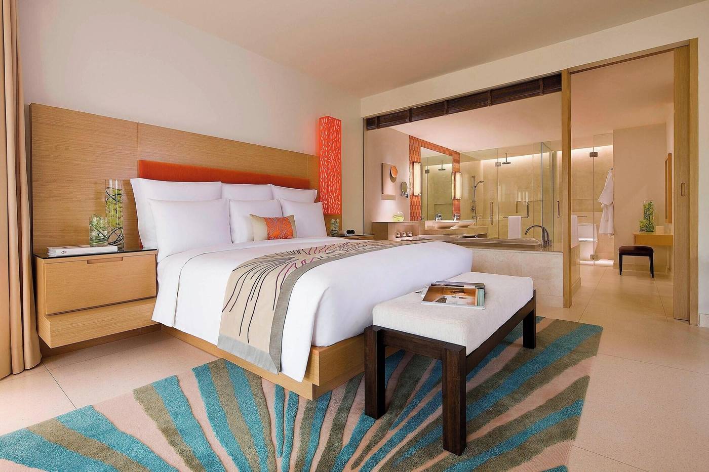 Renaissance-Phuket-Resort---Spa-Room-47