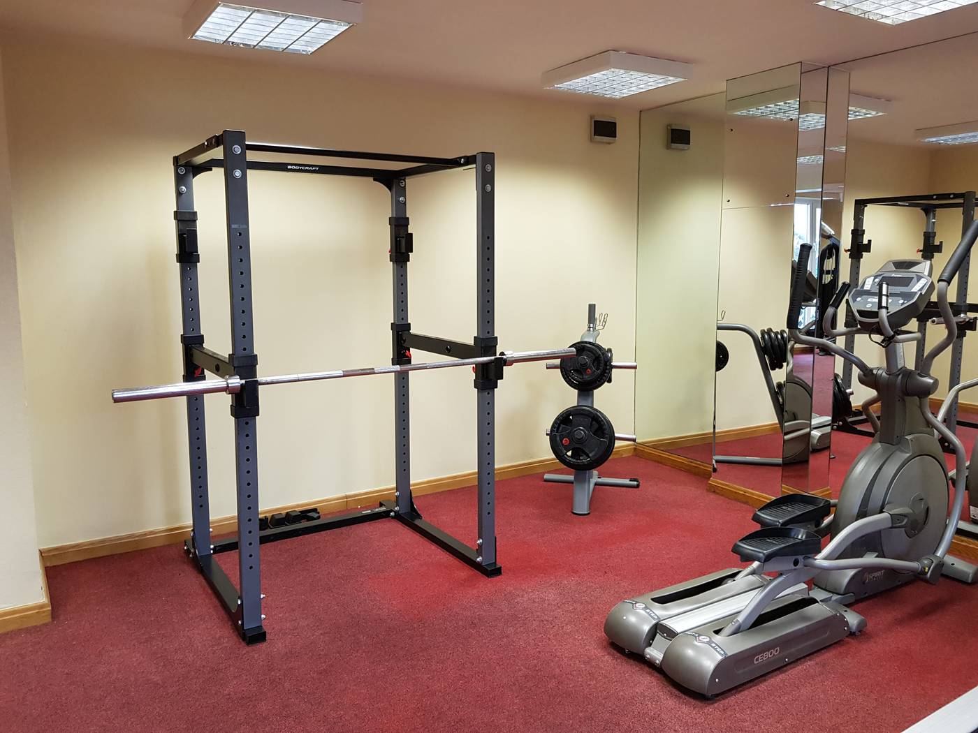 Maldron-Hotel-Newlands-Cross-Sports-and-Entertainment-16