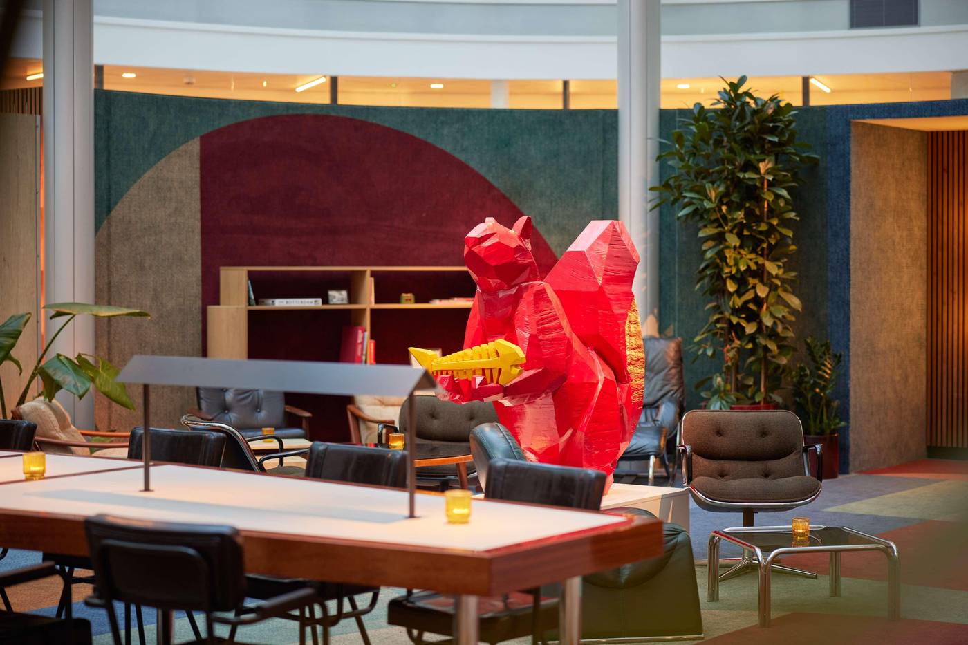 Motto by Hilton Rotterdam Blaak-Netherlands-Rotterdam-Lobby-4