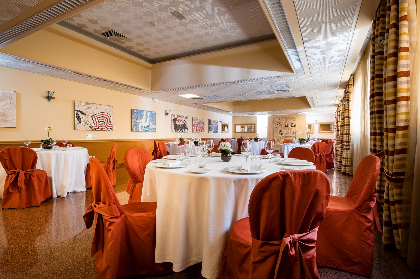 Astoria-Palace-Hotel-Restaurant-37