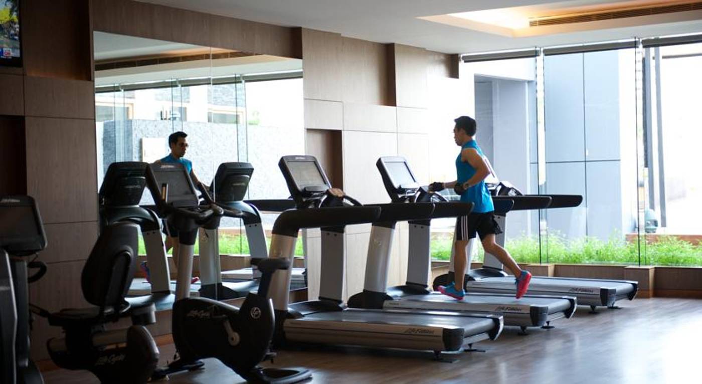 Radisson-Blu-Plaza-Bangkok-Sports-and-Entertainment-57