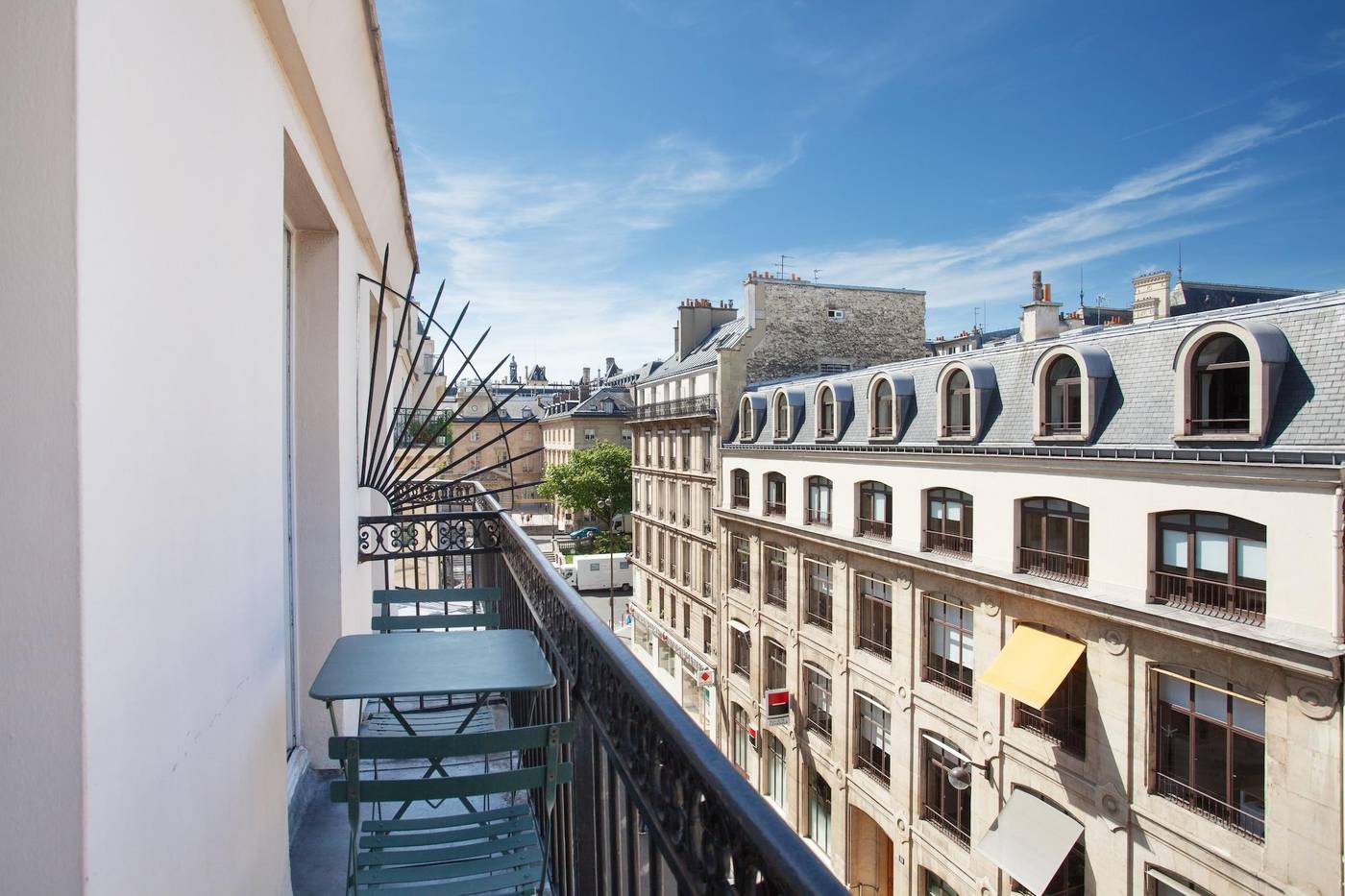 Hotel-du-College-de-France-Room-1