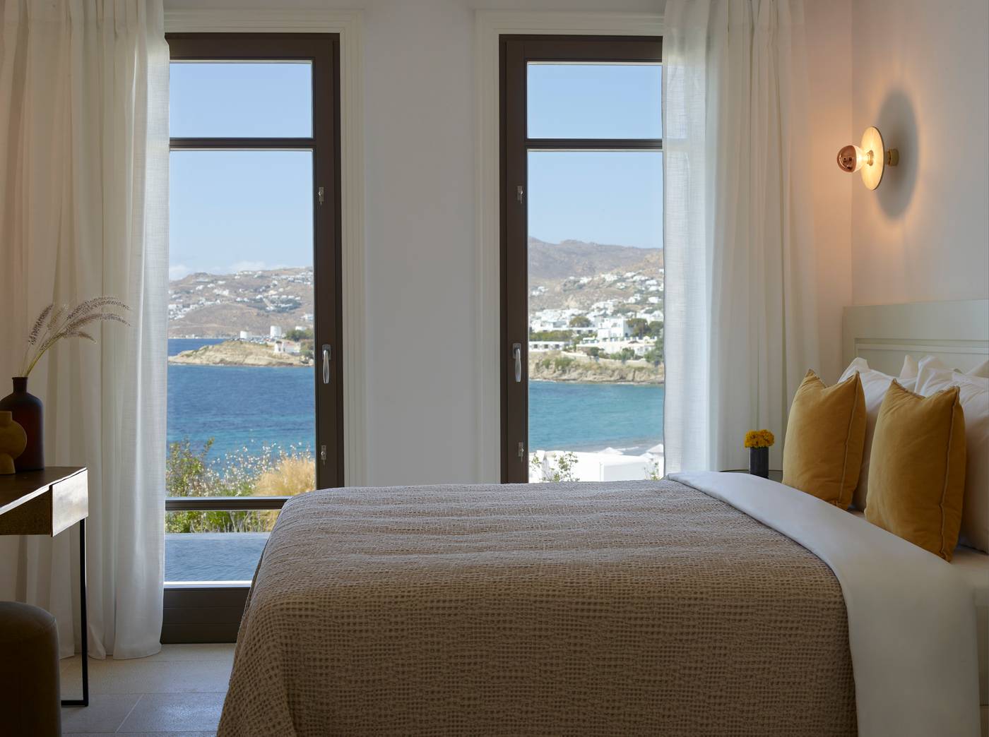 Bonzoe-Suites---Villas-Room-26