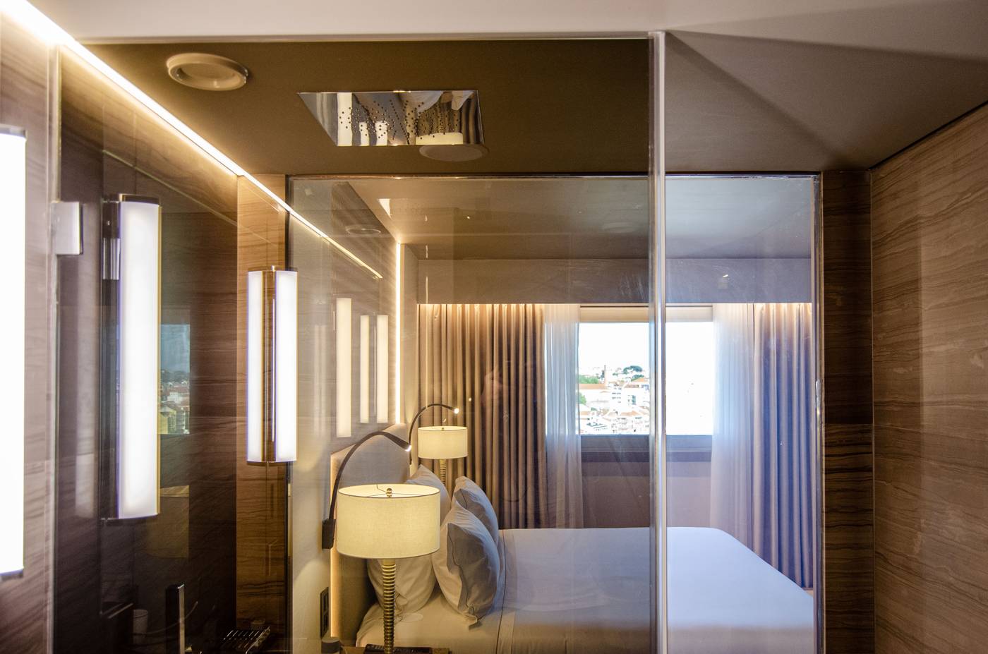 Epic-SANA-Marques-Room-42