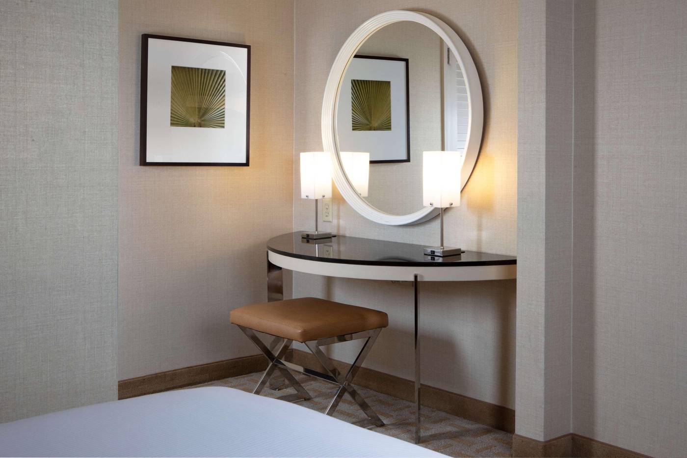 Hilton-Los-Angeles-Airport-Room-45