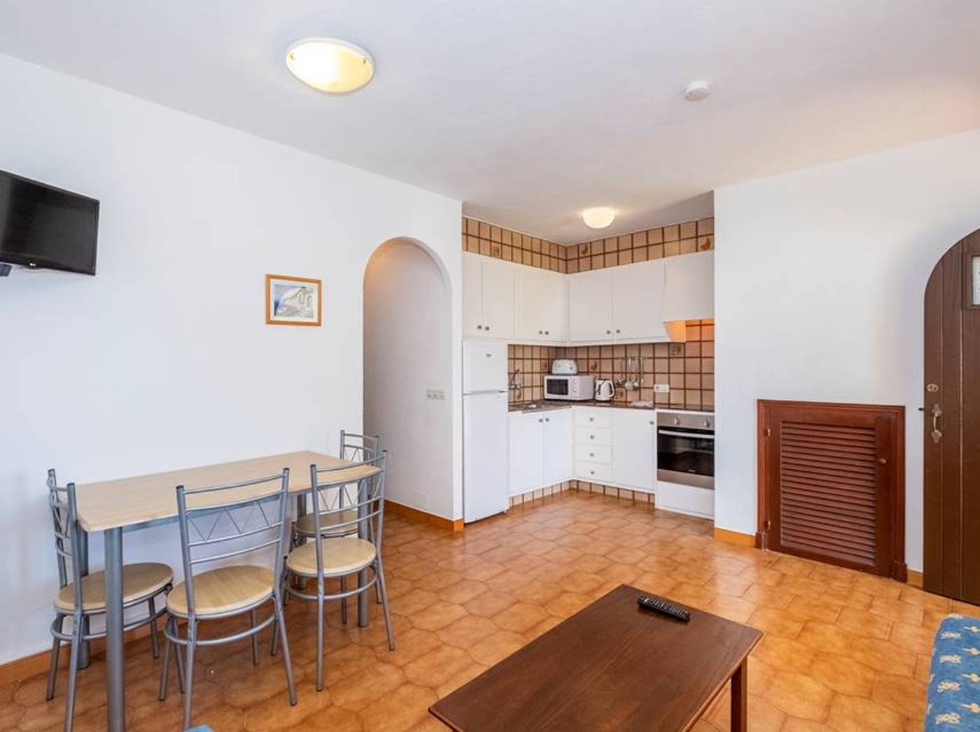 Son-Bou-Gardens-Room-52