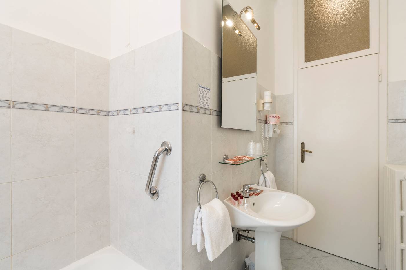 Palazzo-Guardi-Room-44