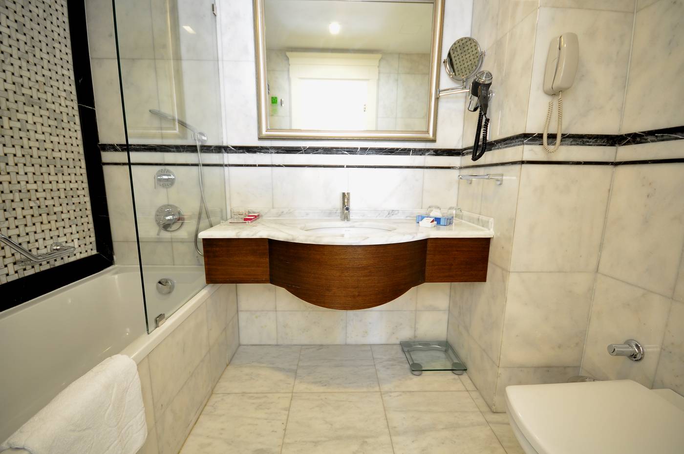 Levni-Hotel---Spa-Room-51