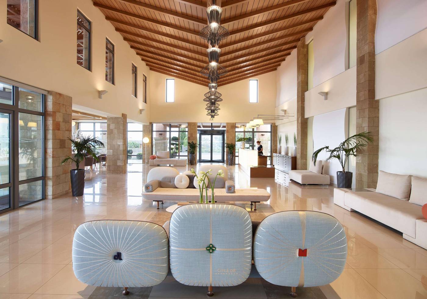 Boutique-5-Hotel-Lobby-54