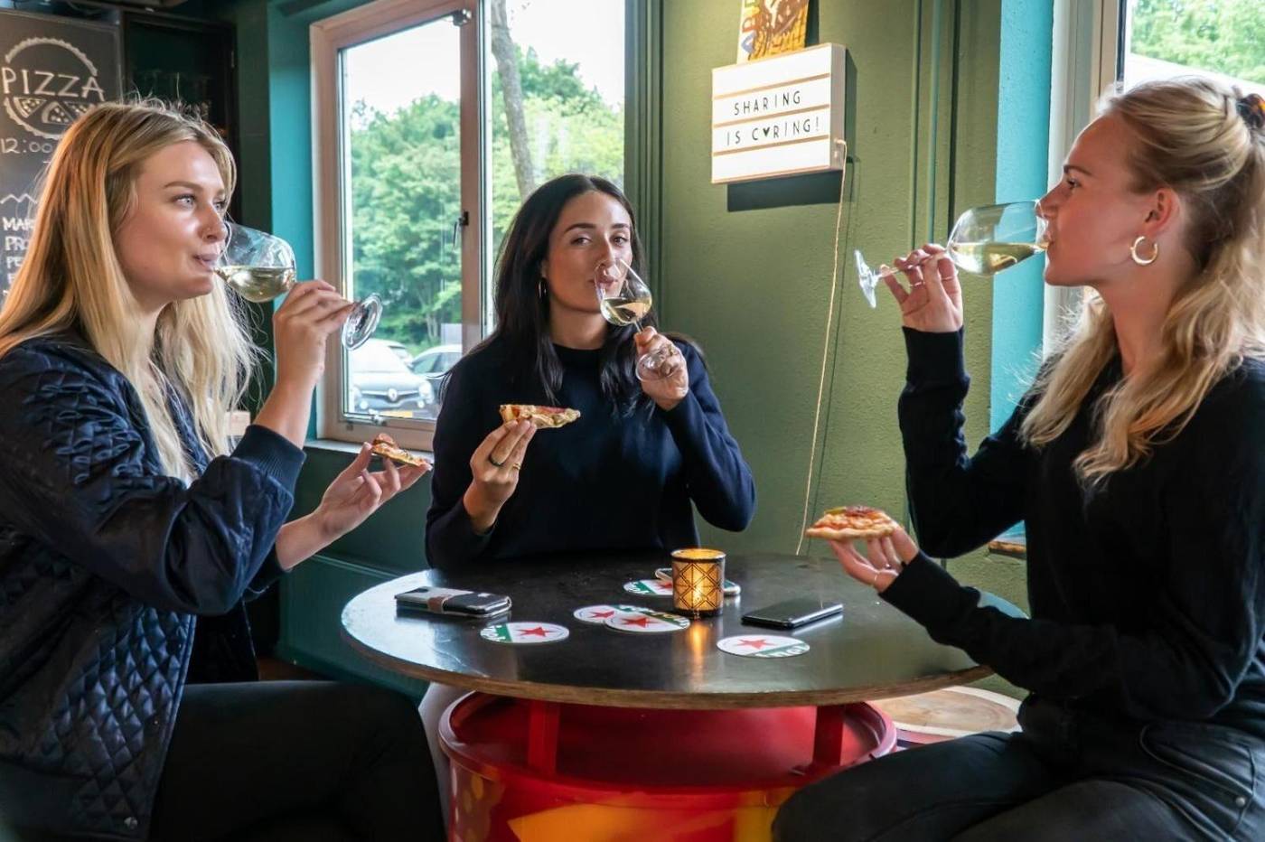 Via-Suites-Restaurant-9