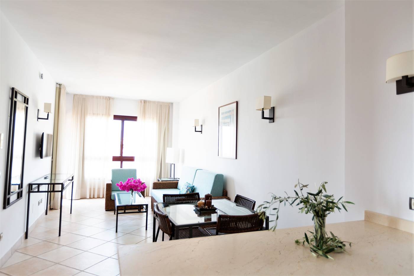 Hotel-OH-Nice-Caledonia-Room-22