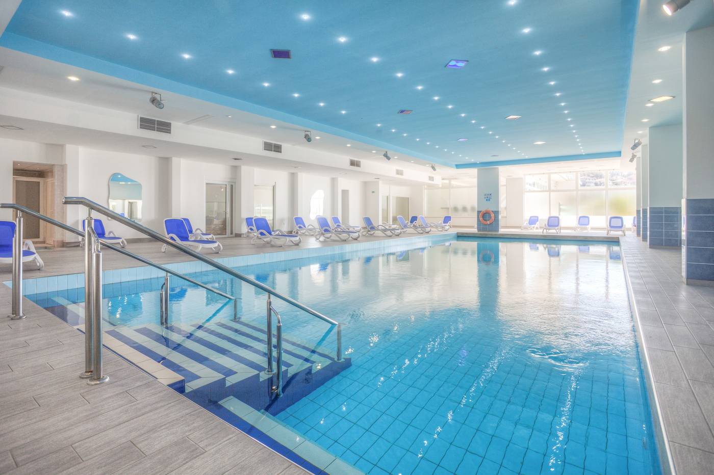 Hotel-Hedera-Pool-19