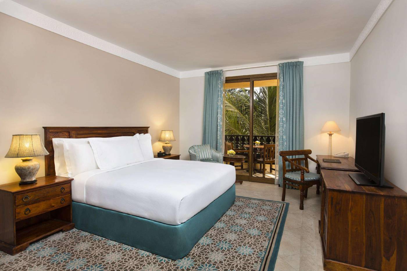 Hilton-Al-Hamra-Beach---Golf-Resort-Room-31