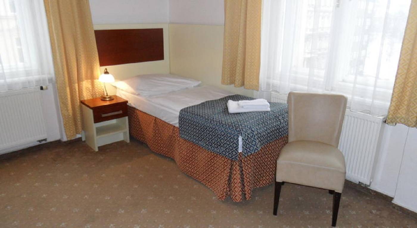 Hotel-Atos-Room-24