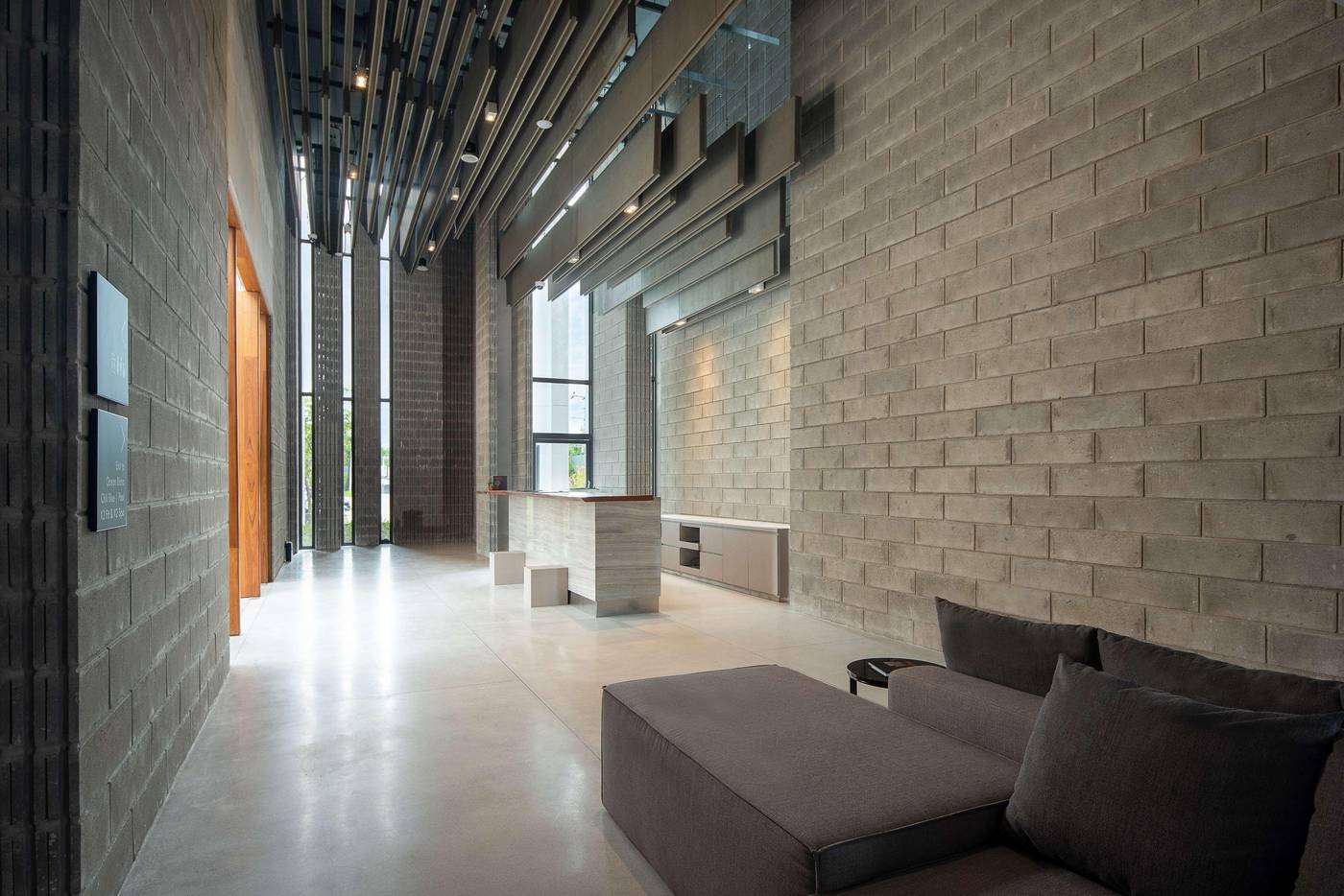 Cross Pattaya Oceanphere-Thailand-Chonburi-Lobby-9