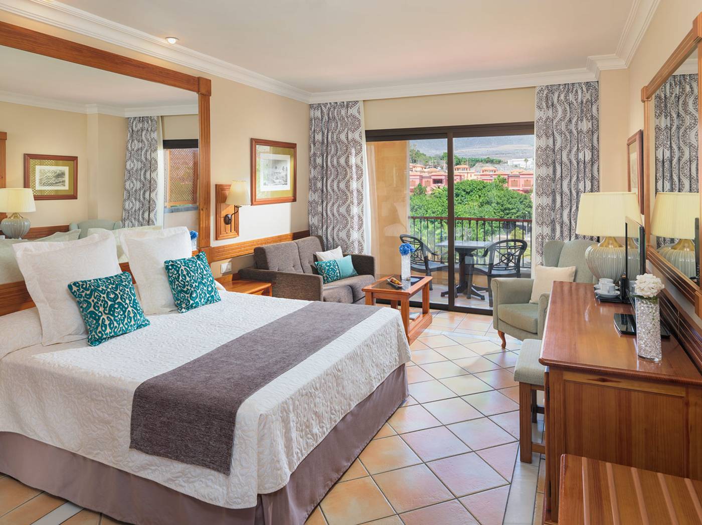 Hotel-GF-Gran-Costa-Adeje-Room-30