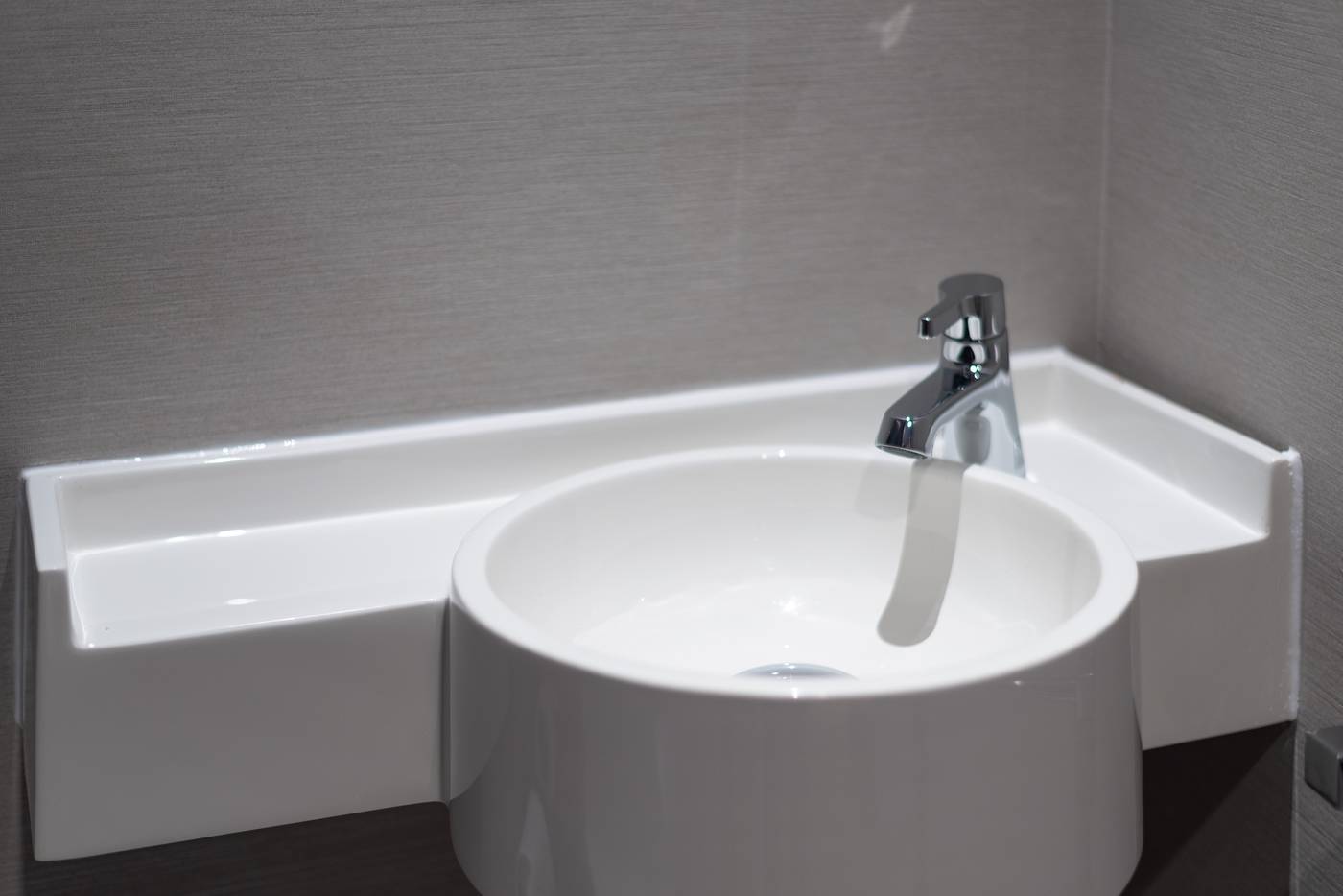 Hotel-Nikko-Bangkok-Room-46