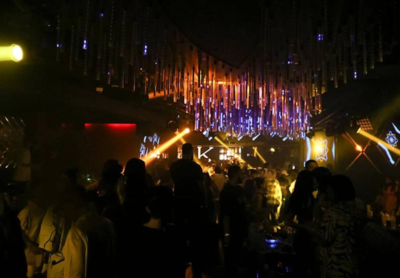Dubai-Marine-Beach-Resort-and-Spa-Bar-71