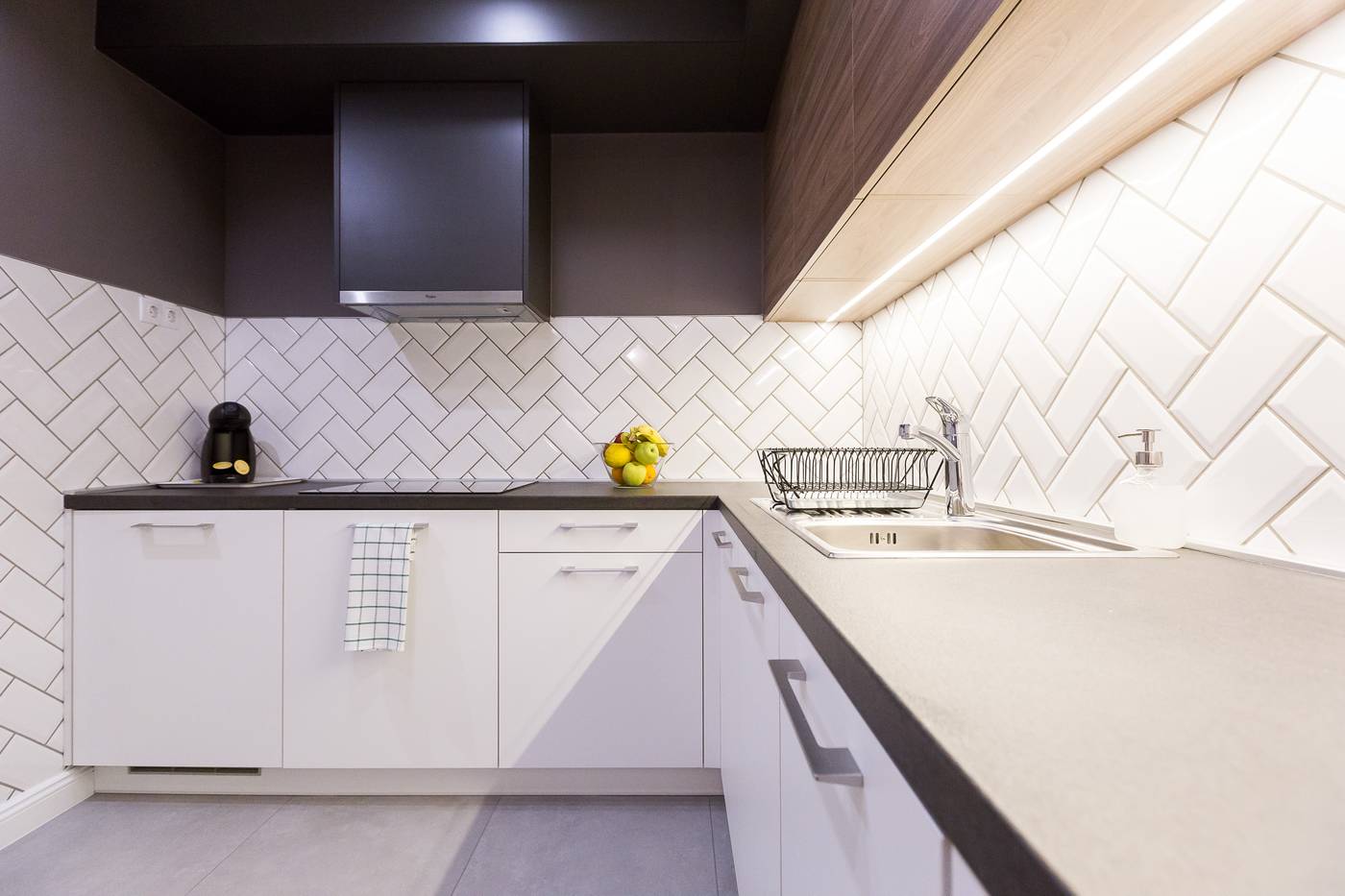 Vagabond-Broadway-Room-49