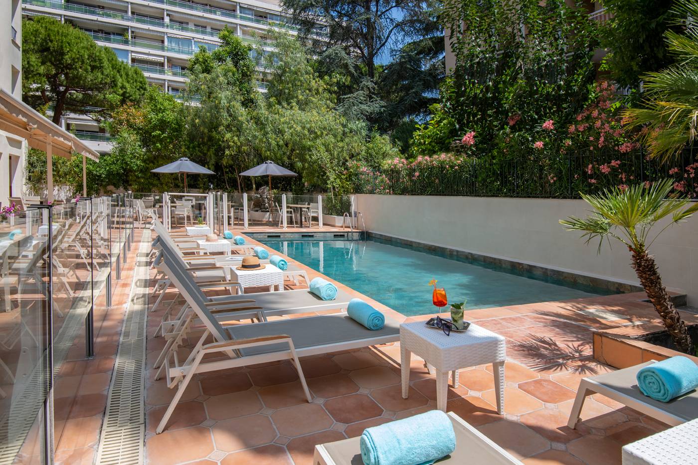 Amarante-Cannes-Pool-2