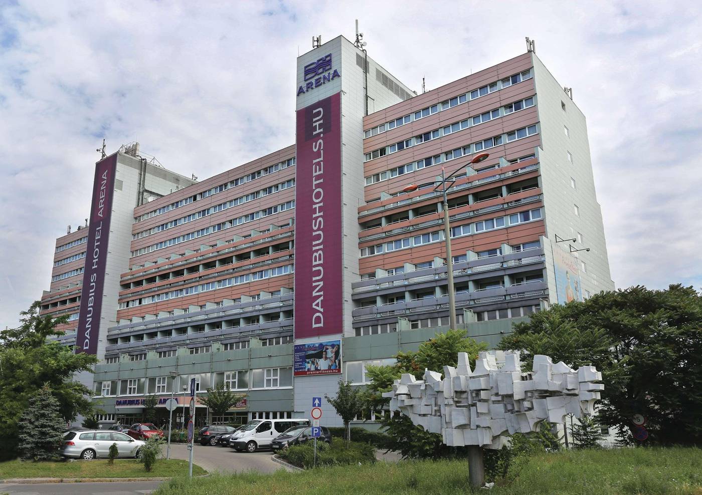 Danubius-Hotel-Arena-General-view-60