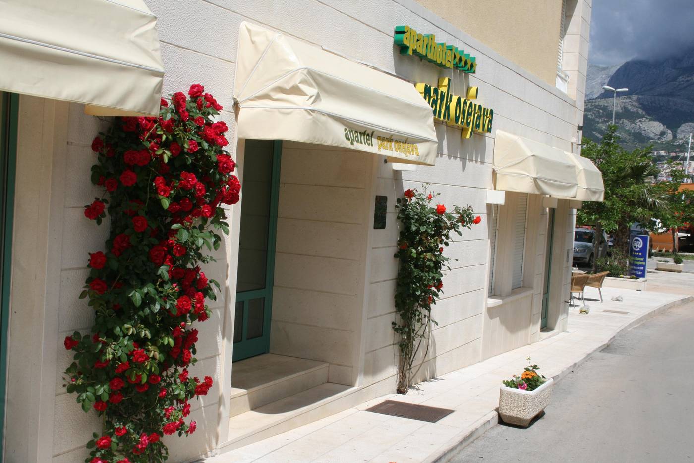 Aparthotel-Park-Osejava-Lobby-11