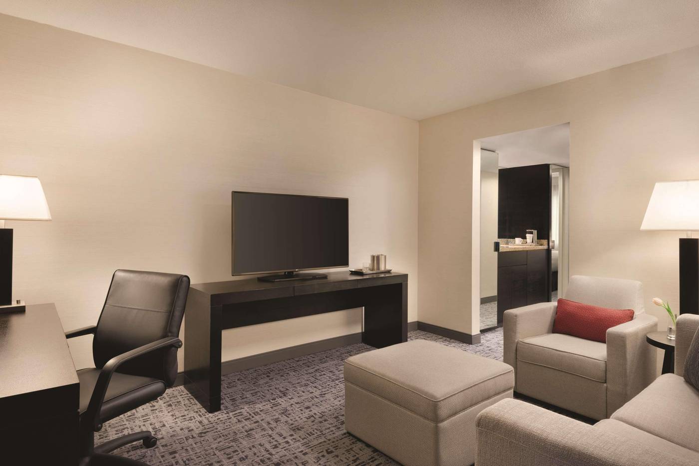 Radisson-Hotel-Vancouver-Airport-Room-24