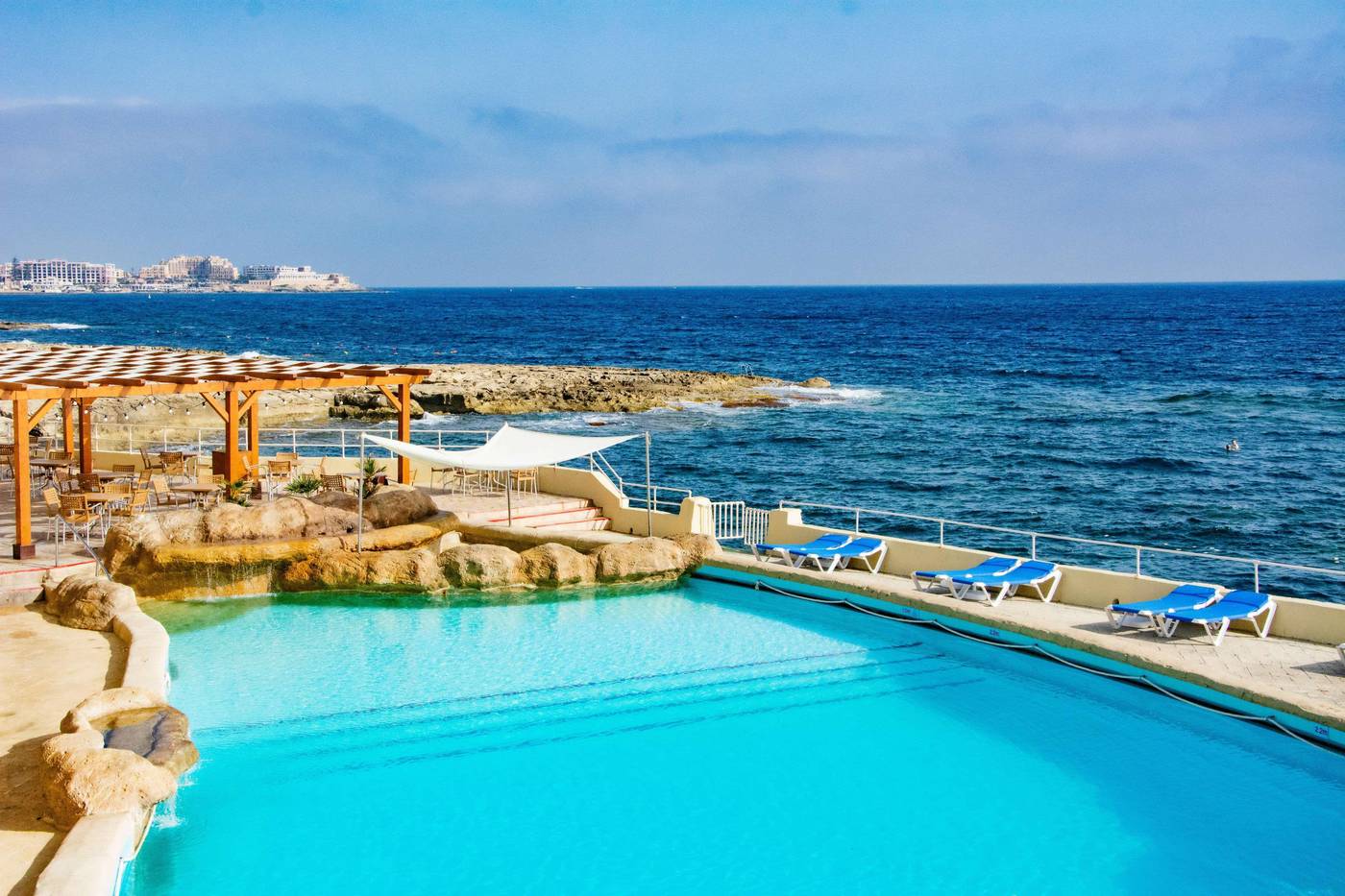 Preluna-Hotel---Spa-Pool-83