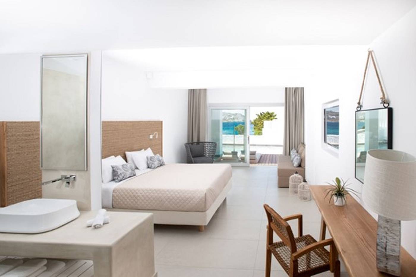 Manoulas-Beach-Room-27