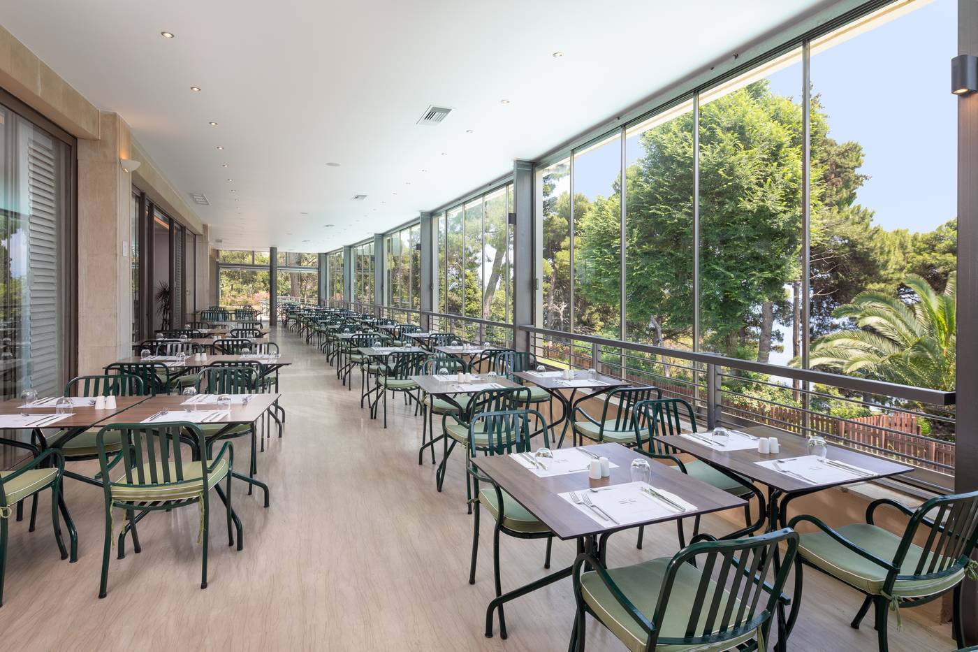 Corfu-Holiday-Palace-Restaurant-61