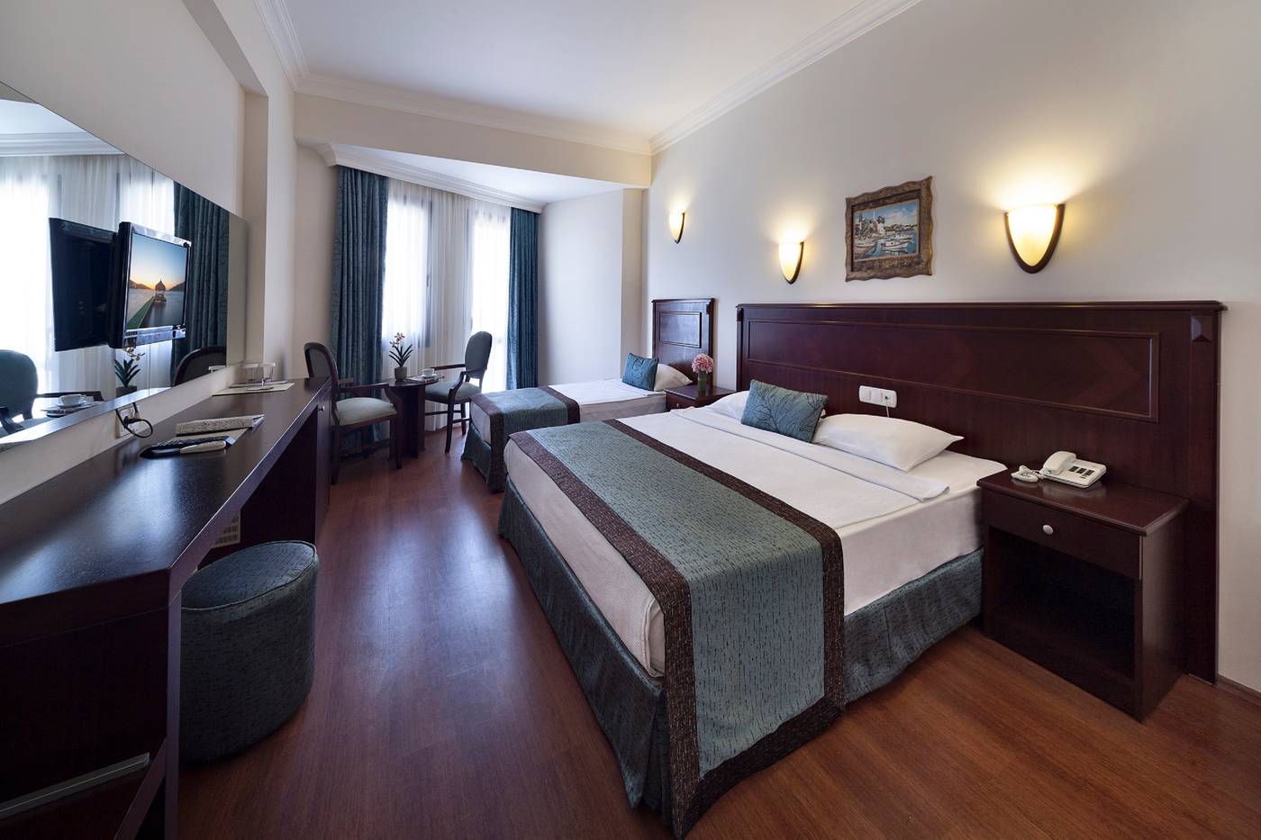 Golden-Age-Room-16