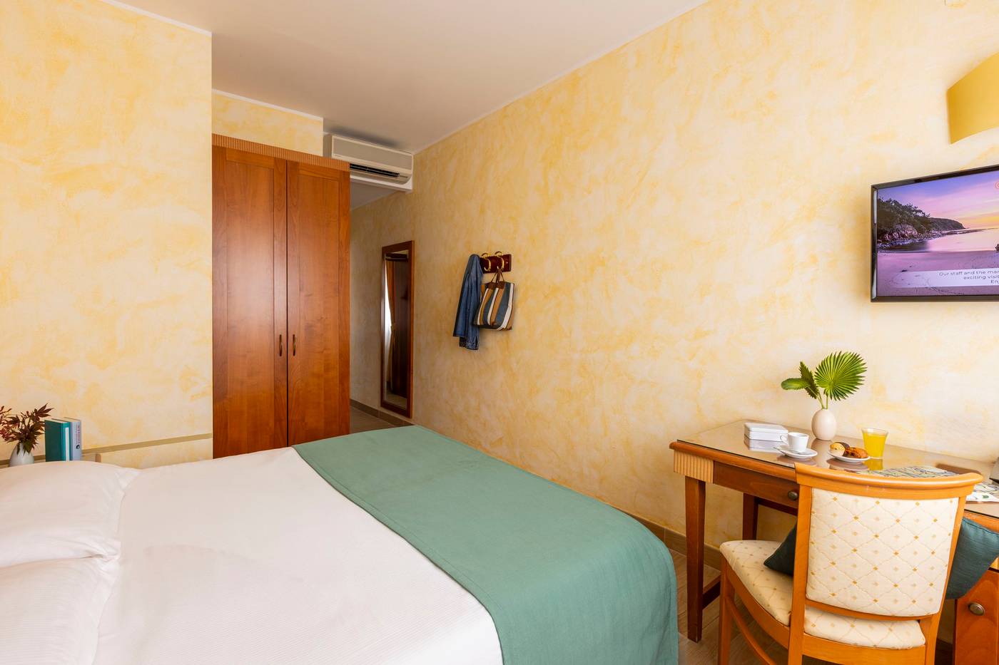 Venezia-2000-Room-25