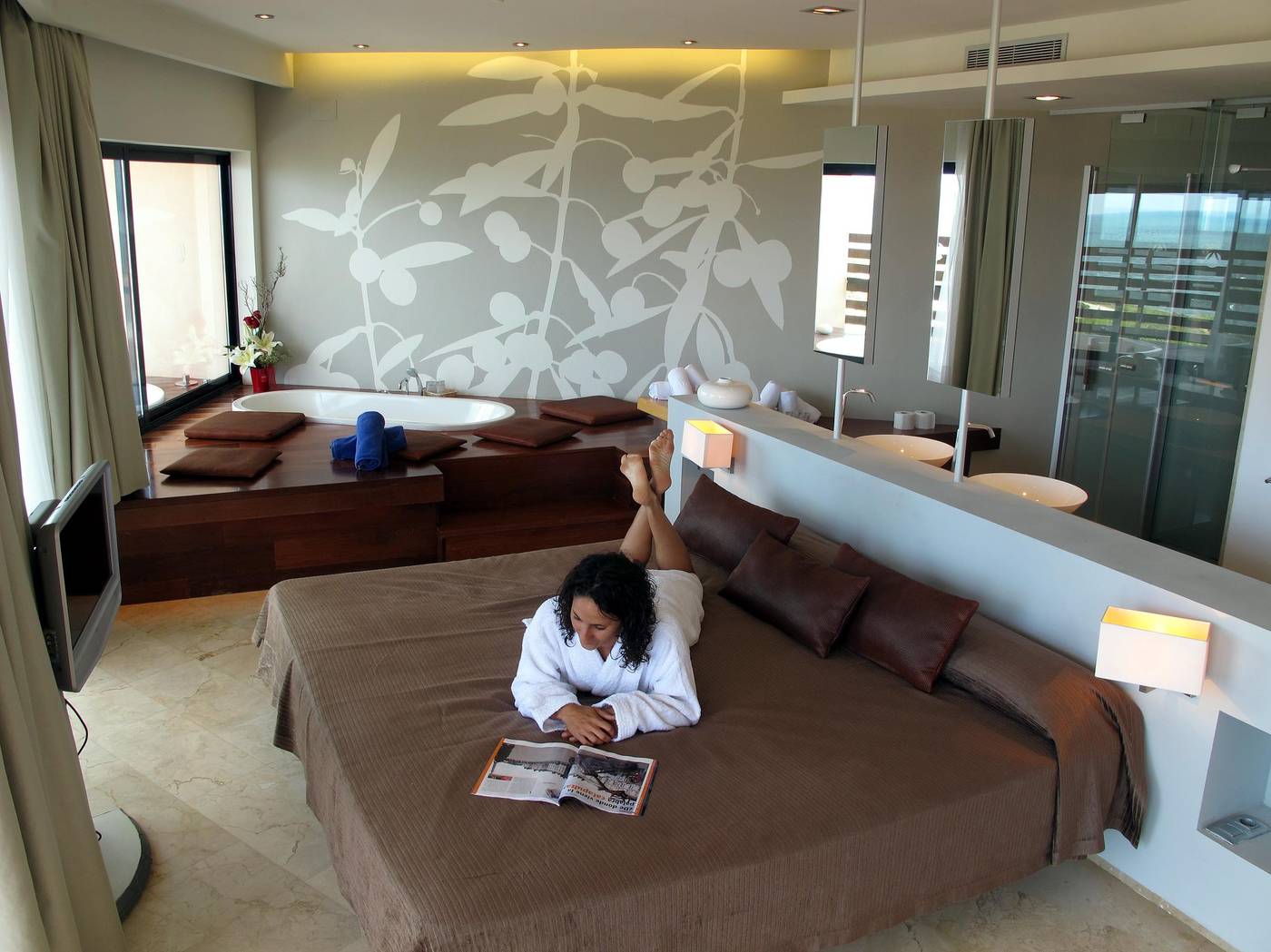 Ohtels-Les-Oliveres-Beach-Resort---Spa-Room-18