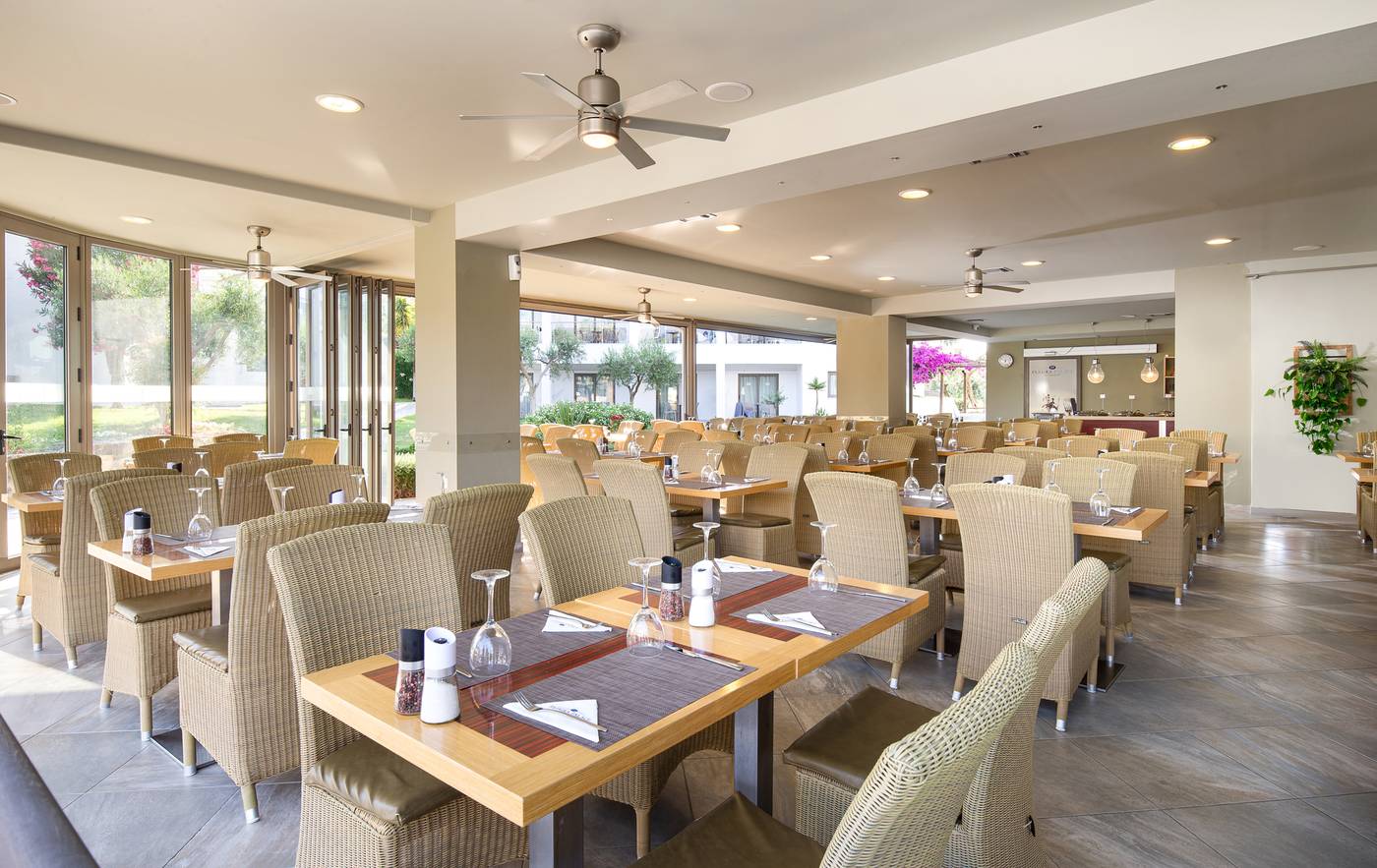 Flegra-Palace-Restaurant-60