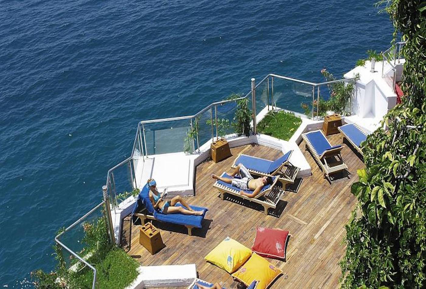 Korumar-Hotel-De-Luxe-Terrace-45