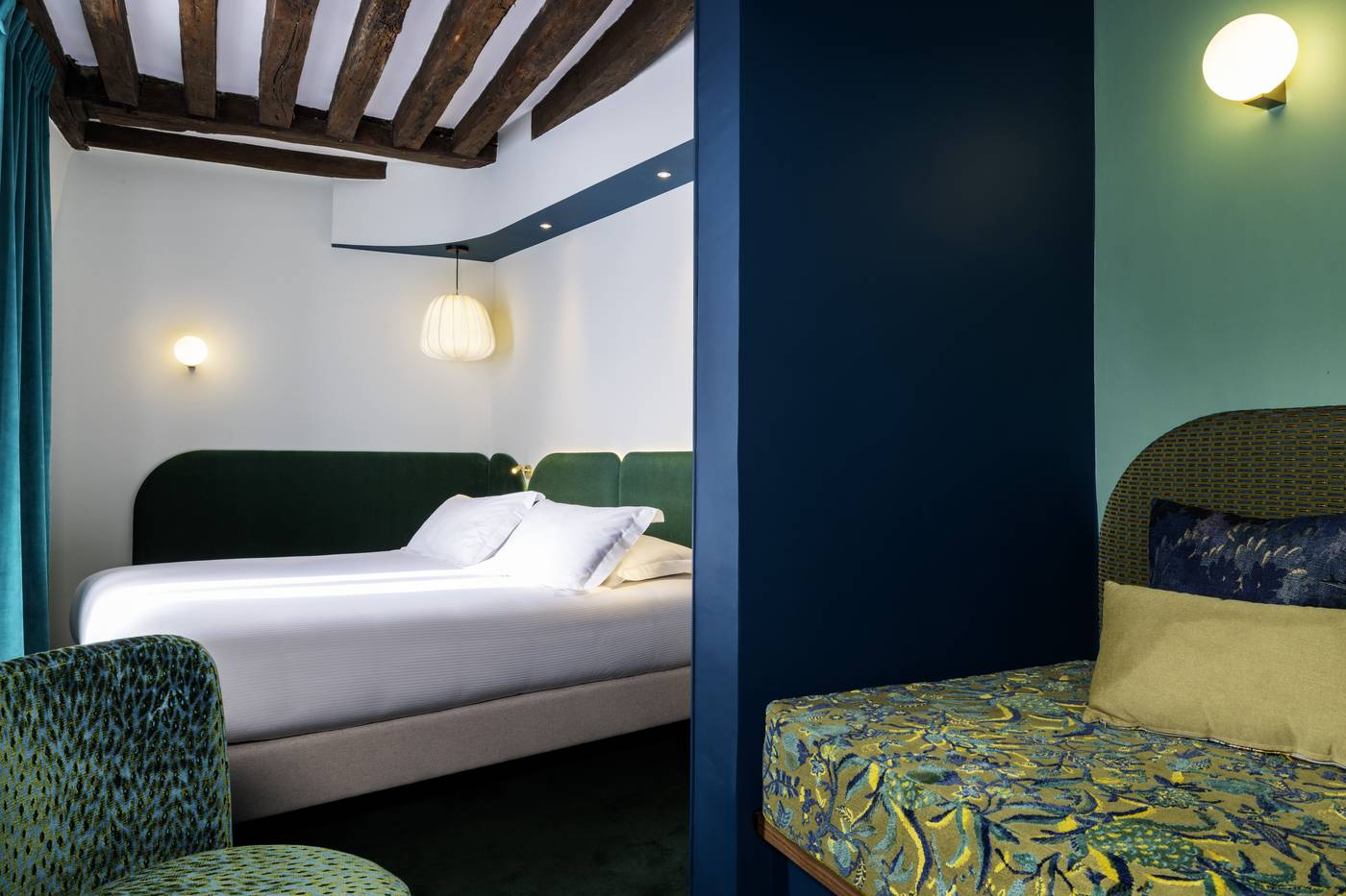 Hotel-L-de-Lutece-Room-27