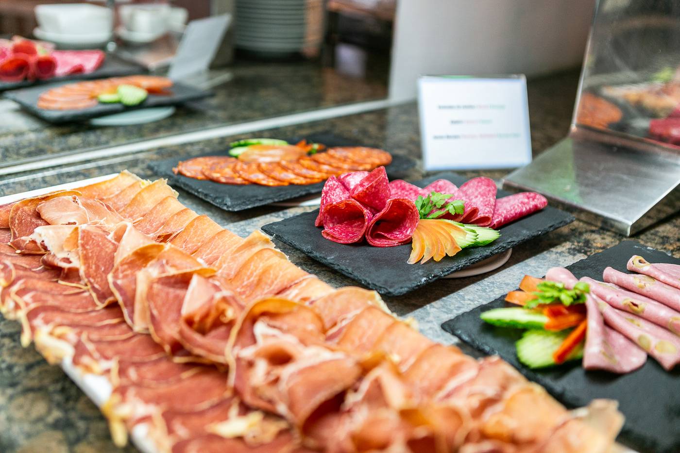 Risco-del-Gato-Suites-LIVVO-Senses-Collection-Restaurant-51