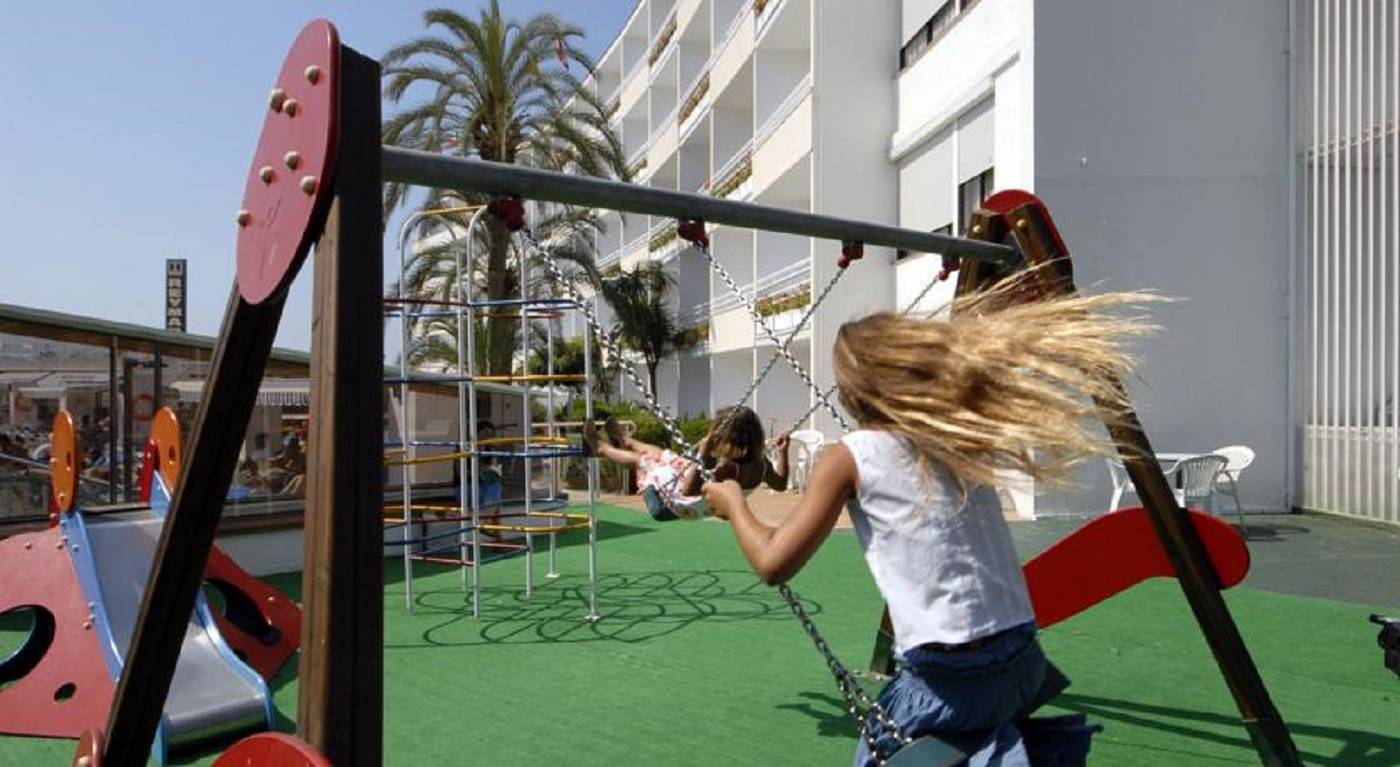 Premier-Gran-Hotel-Reymar---Spa-Sports-and-Entertainment-43